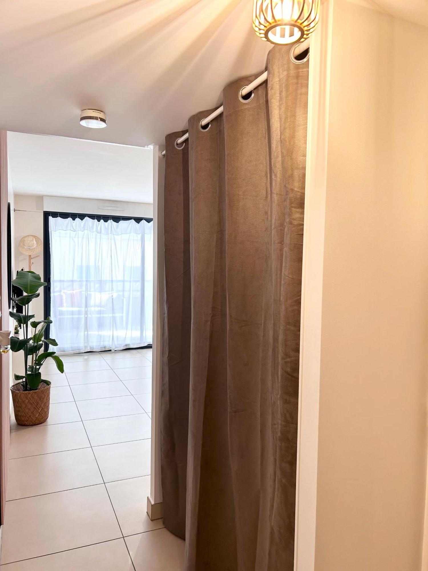Studio Neuf - Portes De Monaco - Confort - Wifi - Clim מראה חיצוני תמונה