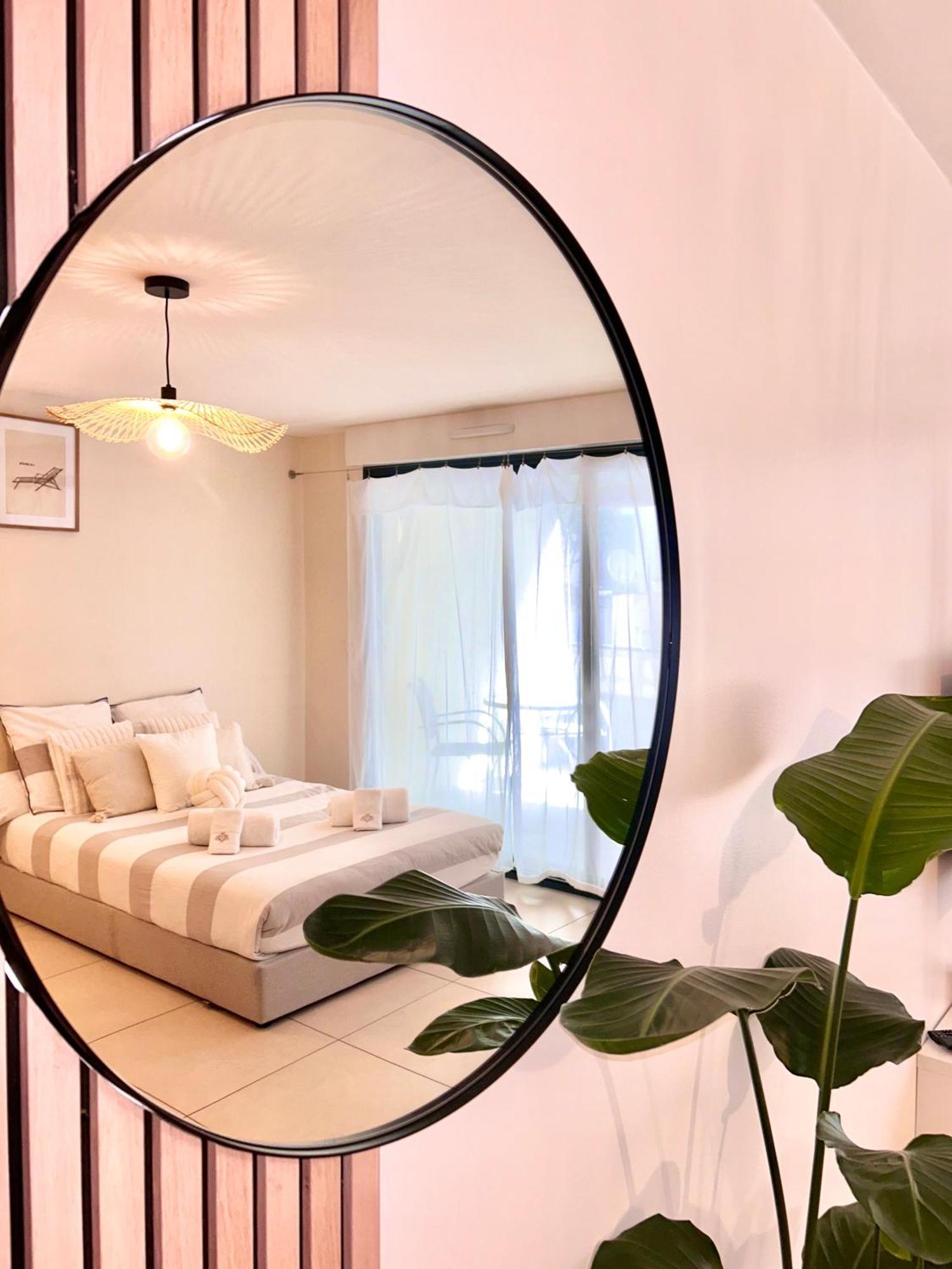 Studio Neuf - Portes De Monaco - Confort - Wifi - Clim מראה חיצוני תמונה