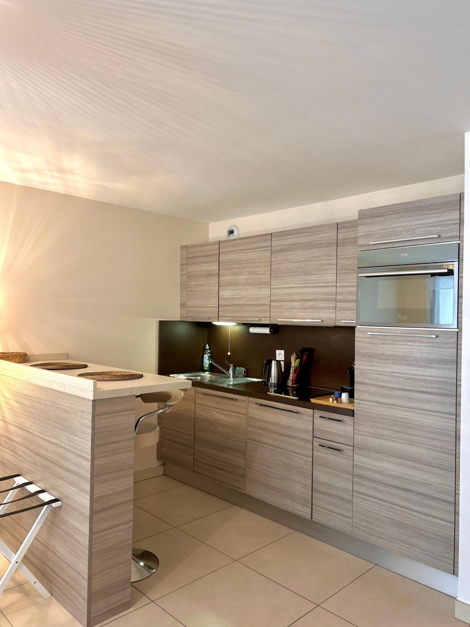 Studio Neuf - Portes De Monaco - Confort - Wifi - Clim מראה חיצוני תמונה